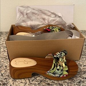 Jessica Simpson Green Floral Wedge Sandals size 7.5 brand new